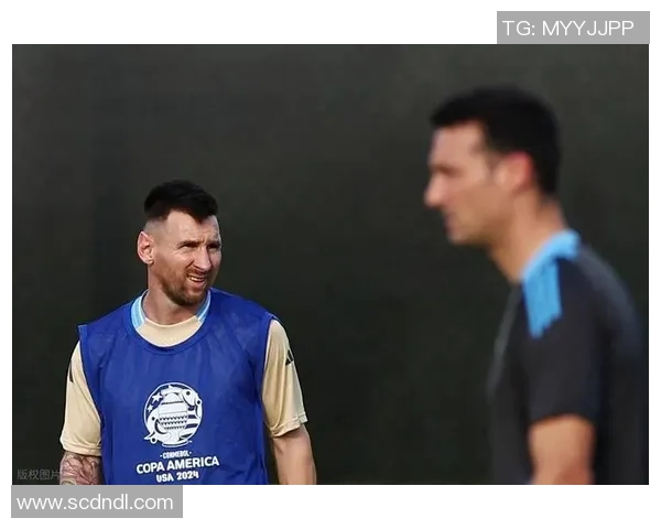 足球明星滤镜效果展示精选图片合集让你感受球场魅力与个性风采 足球明星滤镜效果展示精选图片合集让你感受球场魅力与个性风采